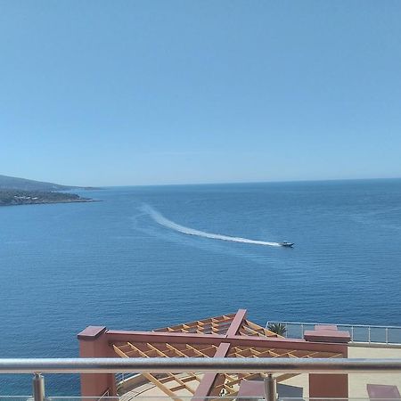 Apartment Sea Space Добра вода Екстериор снимка