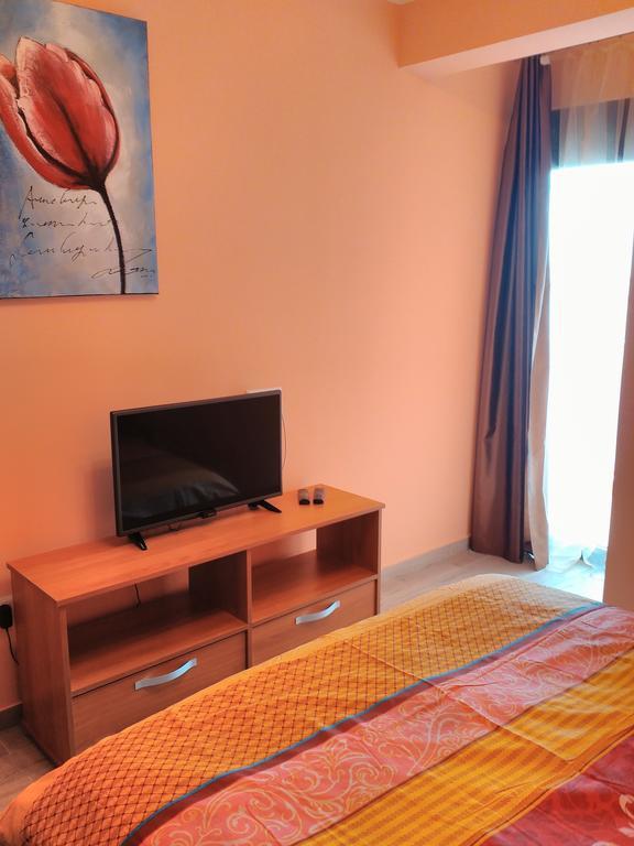 Apartment Sea Space Добра вода Екстериор снимка